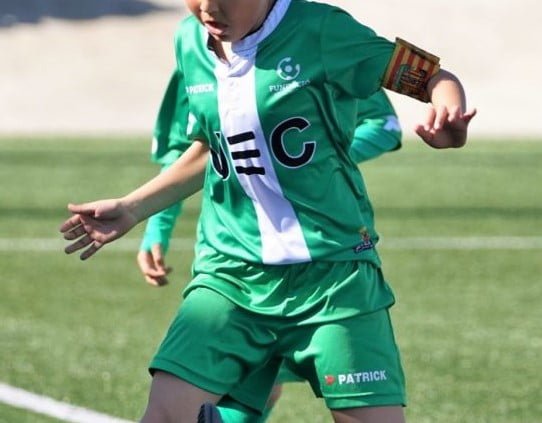 UECPlayer for UE CORNELLA & WOSPAC... THE ROAD TO PROFESSIONAL SOCCER